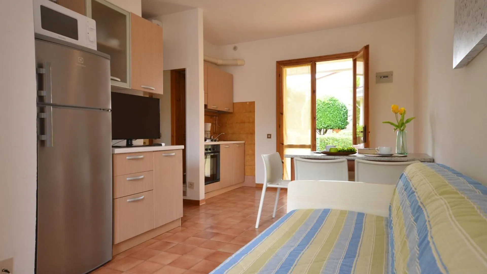 Villaggio Loriana بيبيوني