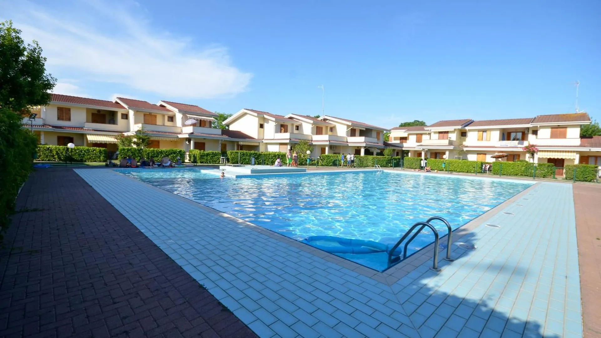 Villaggio Loriana بيبيوني شقة